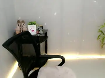 Chaturbate Sex Cam of enchantress_mia03