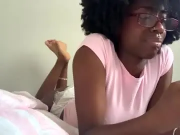 Chaturbate Nude Webcam of dimedoll33