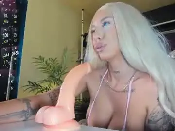Chaturbate Best live sex cam show of sofiequeen_