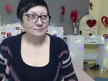 Chaturbate Live Sex Cam of emilyl0vee