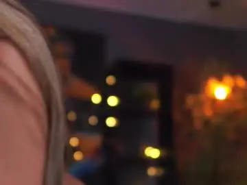 Chaturbate Adult Video Chat of evelyn_evyy