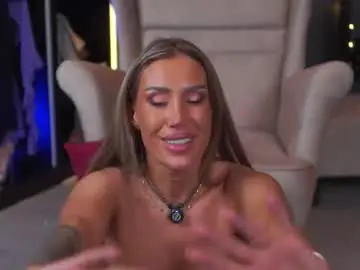 Chaturbate Watch Live Sex Cams of evelyn_evyy