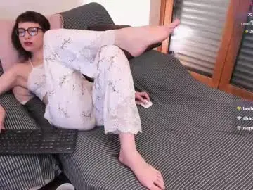 Chaturbate Live Sex Cam of janelyrne