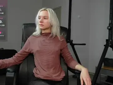 Chaturbate Adult Video Chat of agelina_summer