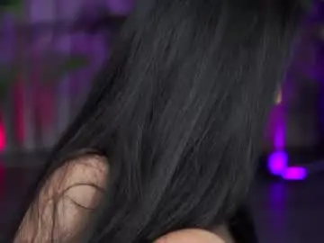 Chaturbate Live Sex Cam of ginavalentinna