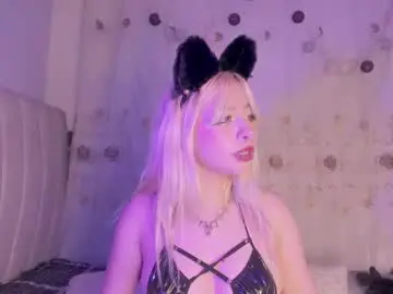 Chaturbate Free Porn Cam of purplelilith3