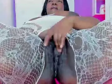 Chaturbate Adult Video Chat of roxy_sexy69