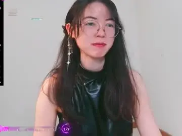 Chaturbate Free Live Porn of happyluckyrose