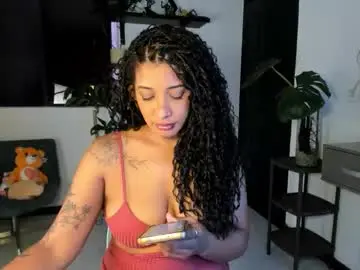 Chaturbate Adult Webcams of bronzetease