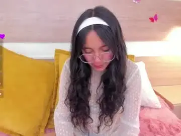 Chaturbate Adult Webcams of emilyblussh