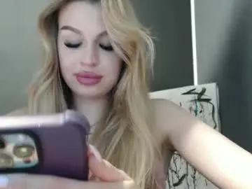 Chaturbate Watch Live Sex Cams of rosaline_ly