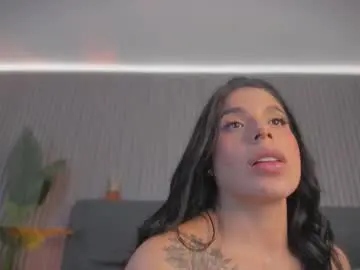 Chaturbate Adult Webcams of emelie_89