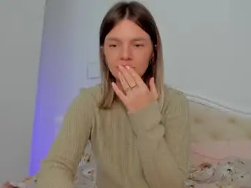 Chaturbate Live Sex Cam of lallie_