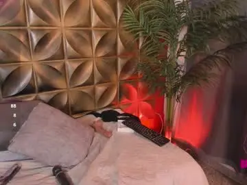 Chaturbate Free Live Porn of dayanne_campbelll