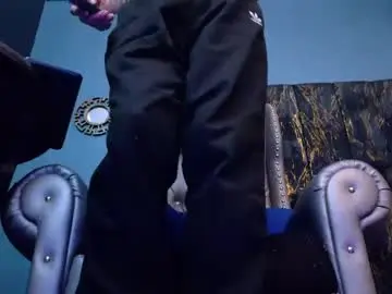 Chaturbate Live Sex Cam of enchantressqueen