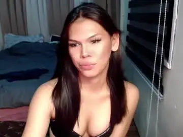 Chaturbate Live Sex of makemesquirt_xxx