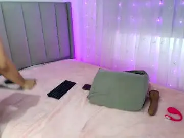 Chaturbate Live Sex Cam of pamelatina_