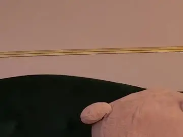 Chaturbate Live Sex Cam of irismiley