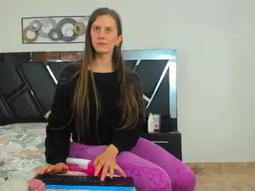 Chaturbate Live Sex Cam of hannagrand