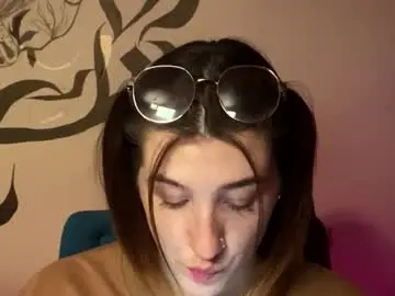 Chaturbate Watch Live Sex Cams of moiregathright