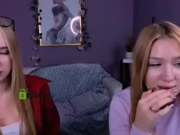 Chaturbate Watch Live Sex Cams of playful_sophie