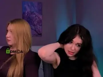 Chaturbate Live Sex Cam of playful_sophie