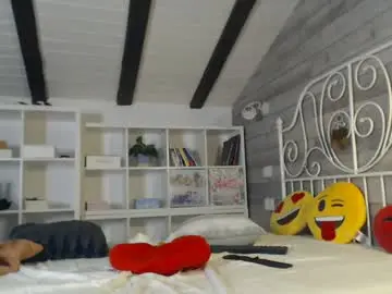 Chaturbate Watch Live Sex Cams of littleflowers