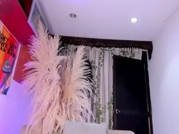 Chaturbate Sex Chat of alondrasoomer