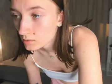 Chaturbate Best live sex cam show of dotenderlin
