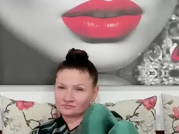 Chaturbate Nude Webcam of illegalbeauty87