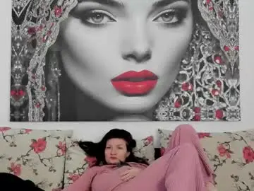 Chaturbate Sex Chat of illegalbeauty87