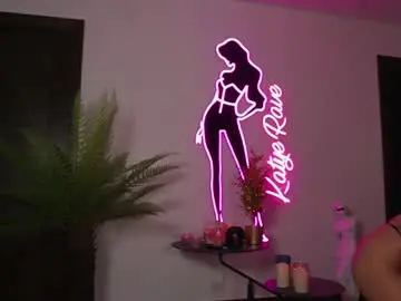Chaturbate Free Porn Cam of katyerave