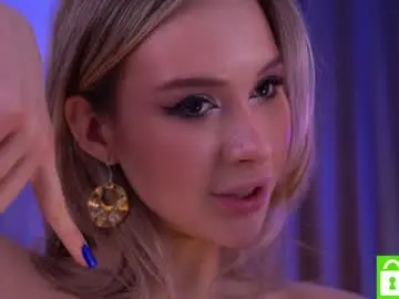 Chaturbate Watch Live Sex Cams of telladreamer_