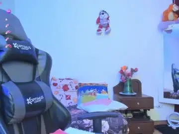 Chaturbate Free Live Porn of esmeralda_milf1