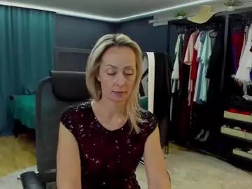 Chaturbate Best live sex cam show of julia__cherry_