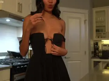 Chaturbate Nude Webcam of littlemiss_kira