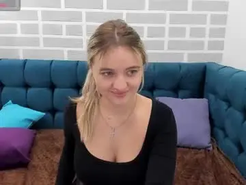 Chaturbate Watch Live Sex Cams of katieblossom_