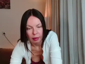 Chaturbate Live Sex Cam of little_nicole_