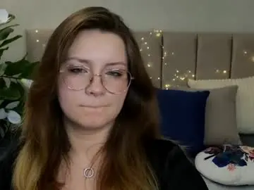 Chaturbate Live Sex Cam of briarwynn