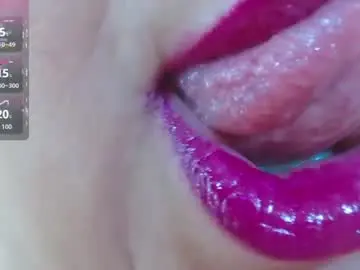 Chaturbate Adult Video Chat of kerly_doll