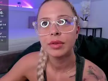 Chaturbate Best live sex cam show of blueyeskate