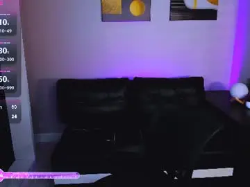 Chaturbate Sex Cam of lily_xbaby
