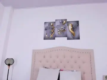 Chaturbate Sex Cam of _bustylucianaa_
