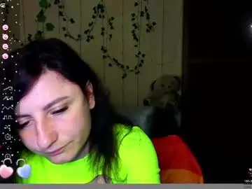 Chaturbate Live Sex Cam of muse_kitty_jenia