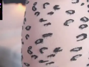 Chaturbate Live Sex Cam of kellyfernandes