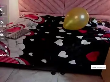 Chaturbate Live Sex Cam of zoe_ll