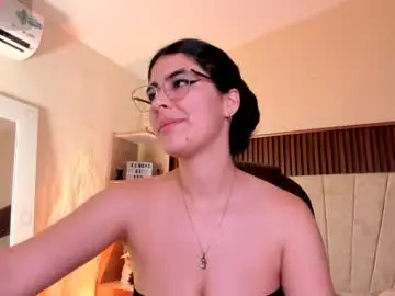 Chaturbate Adult Video Chat of _niah_