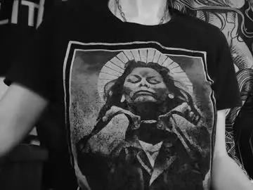 Chaturbate Live Sex Cam of silentmary