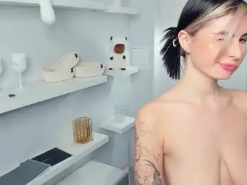 Chaturbate Live Sex Cam of mirandabettman