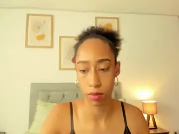 Chaturbate Live Sex Cam of jade_obi